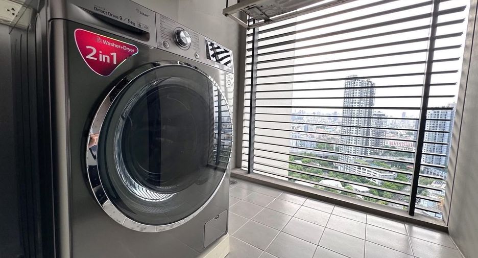 For rent 1 bed condo in Watthana, Bangkok