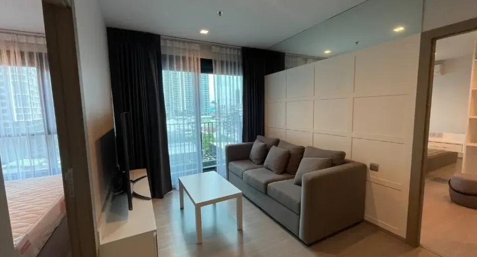 出租 2 卧室 公寓 在 Huai Khwang, 曼谷