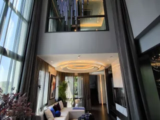 For sale 4 bedrooms house in Thawi Watthana, Bangkok