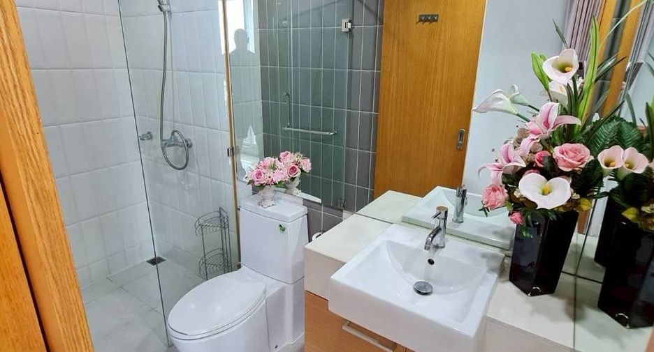 Condo en venta y en alquiler de 1 habitaciones en Watthana, Bangkok