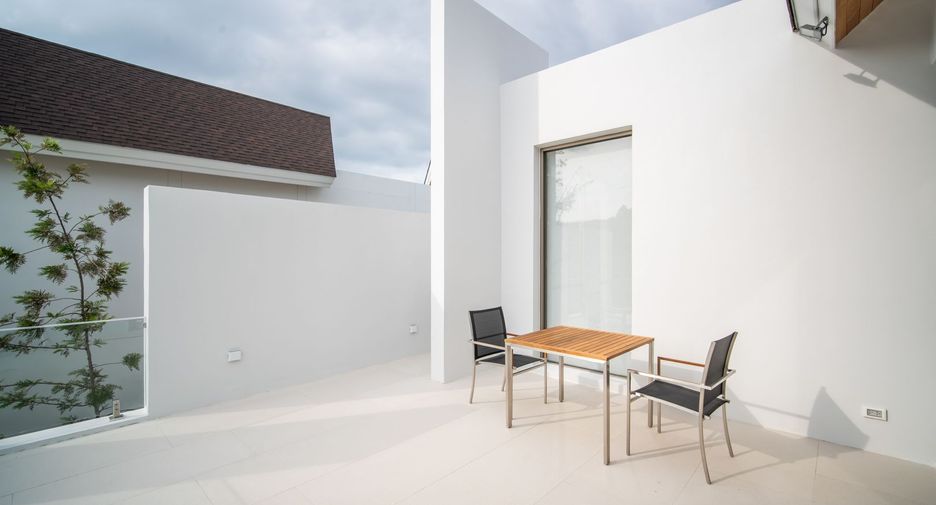 For sale 3 bedrooms villa in Thalang, Phuket