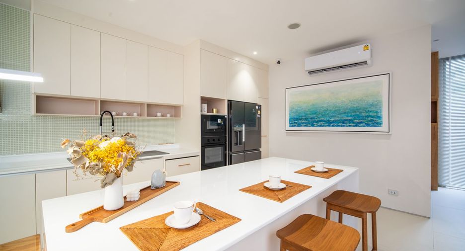 For sale 3 bedrooms villa in Thalang, Phuket