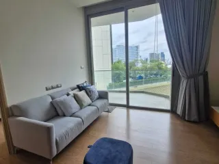 For rent 2 bedrooms condo in Khlong San, Bangkok