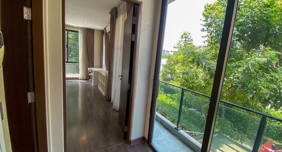 For rent 3 bedrooms house in Wang Thonglang, Bangkok