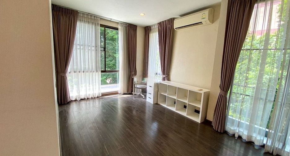 For rent 3 bedrooms house in Wang Thonglang, Bangkok