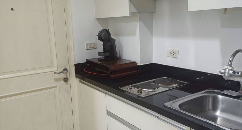 For sale and for rent studio condo in Mueang Samut Prakan, Samut Prakan