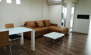 Condo en alquiler de 2 habitaciones en Phra Khanong, Bangkok