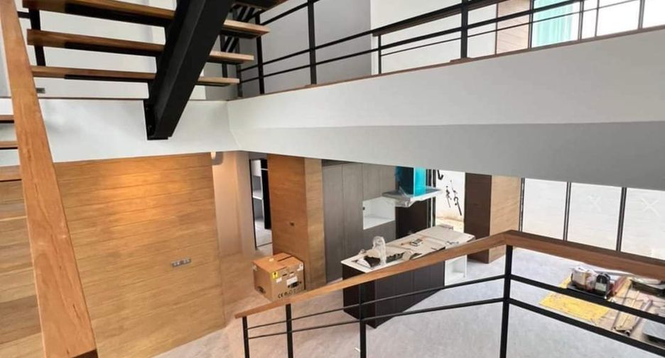 À vendre 5 chambres maison à Bang Sue, Bangkok