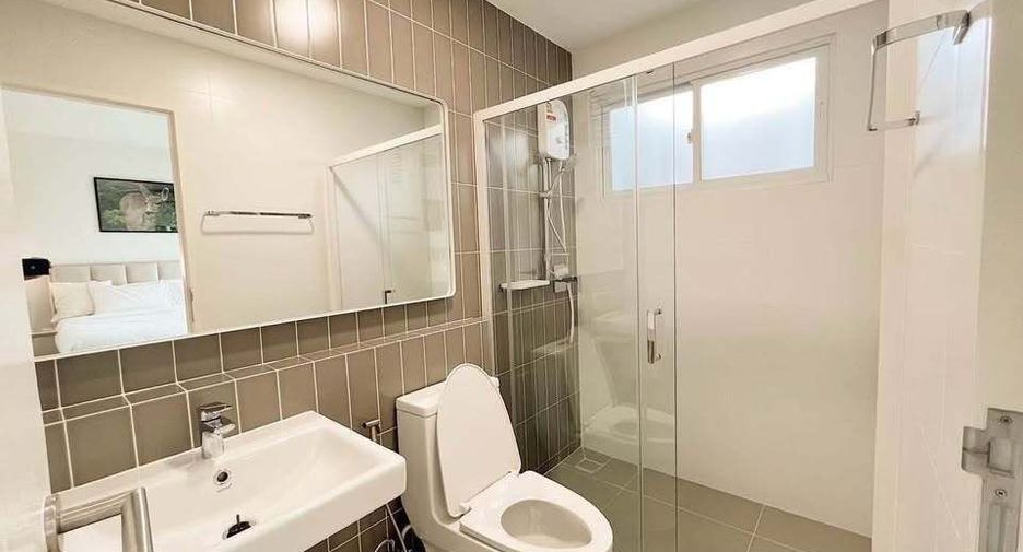 For rent 3 bedrooms townhouse in Prawet, Bangkok