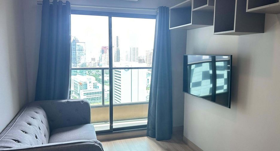 For rent 3 bedrooms townhouse in Prawet, Bangkok