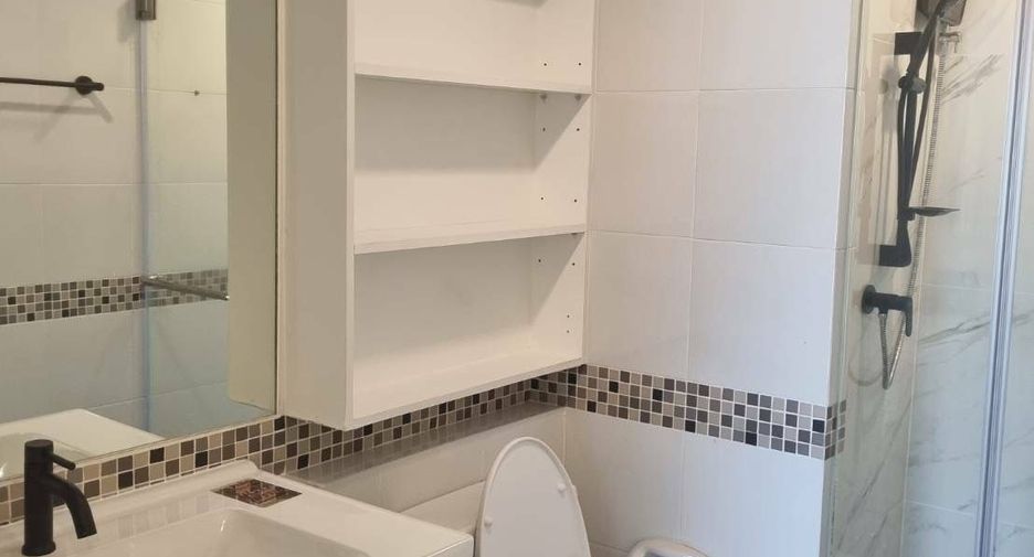 For sale and for rent 1 bed condo in Phra Khanong, Bangkok
