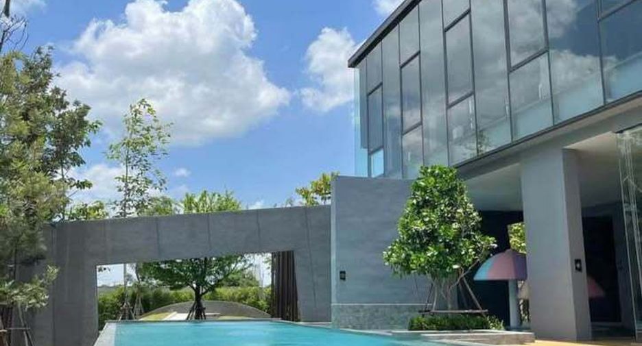 For rent 2 bedrooms townhouse in Bang Phli, Samut Prakan
