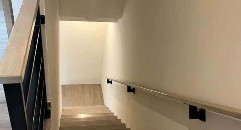 For rent 2 bedrooms townhouse in Bang Phli, Samut Prakan