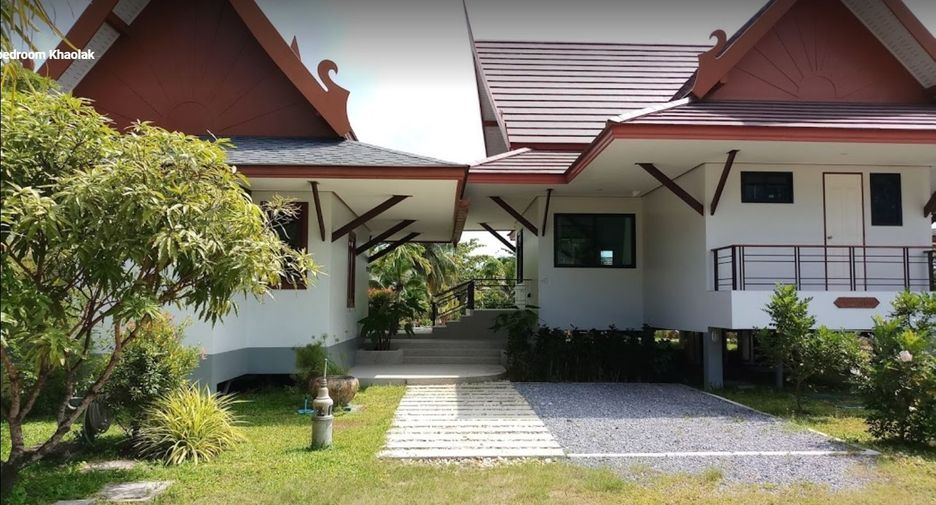 For rent 2 bedrooms villa in Takua Pa, Phang Nga