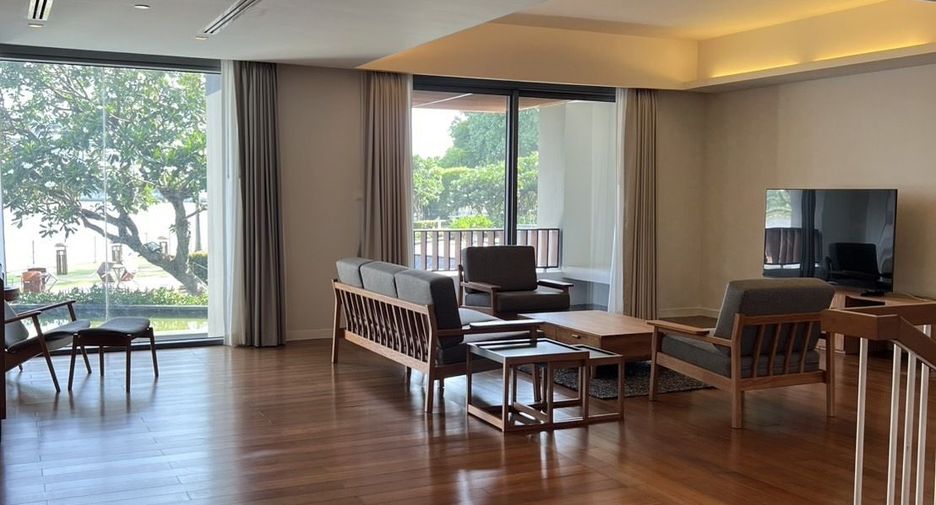 À vendre 4 chambres condo à Yan Nawa, Bangkok