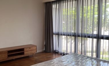 À vendre 4 chambres condo à Yan Nawa, Bangkok