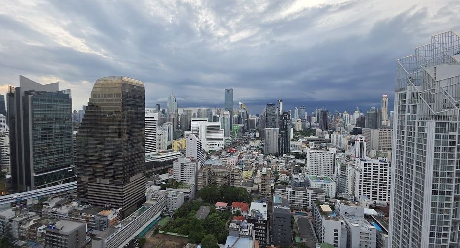 Wohnung zum Kauf mit 2 Zimmer in Watthana, Bangkok