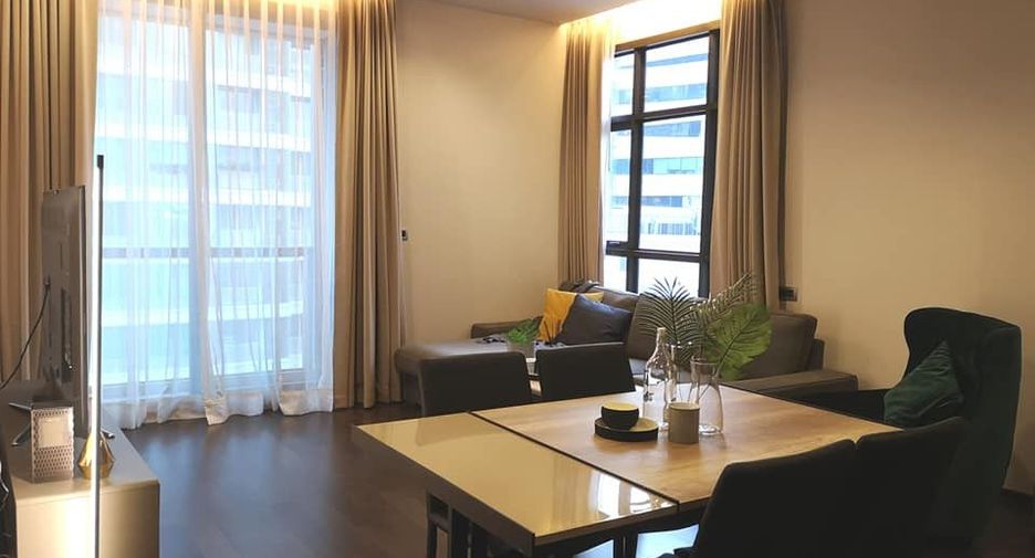 For sale 2 ベッドルーム condo in Khlong Toei, Bangkok
