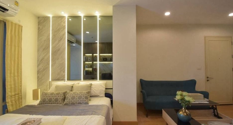 For rent studio condo in Khlong Toei, Bangkok