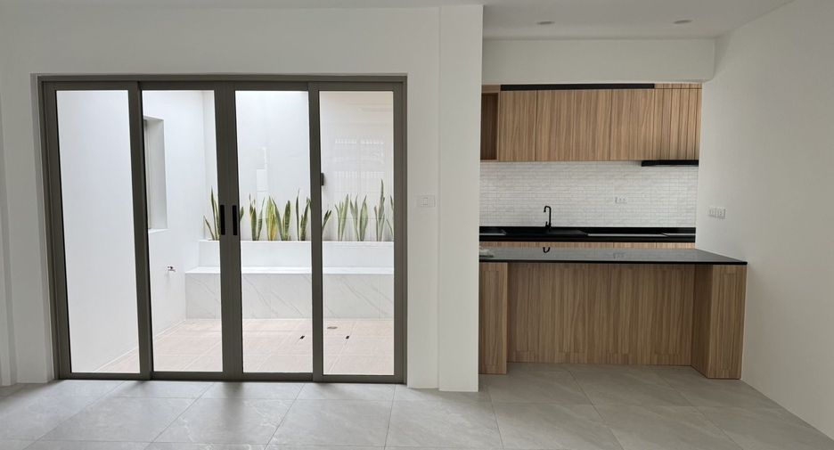 Haus zum Kauf mit 3 Zimmer in Mueang Phuket, Phuket