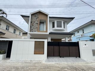 Haus zum Kauf mit 3 Zimmer in Mueang Phuket, Phuket