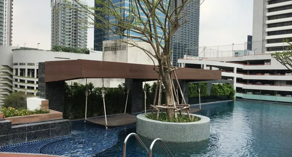 For sale 2 bedrooms condo in Watthana, Bangkok