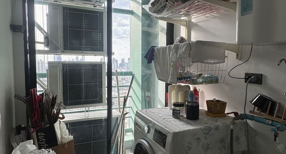 For sale 2 bedrooms condo in Yan Nawa, Bangkok