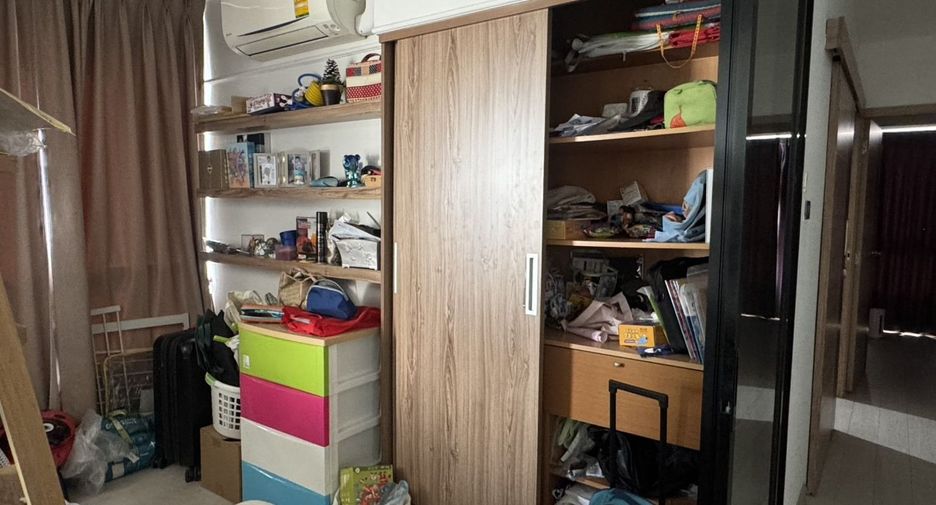 For sale 2 bedrooms condo in Yan Nawa, Bangkok