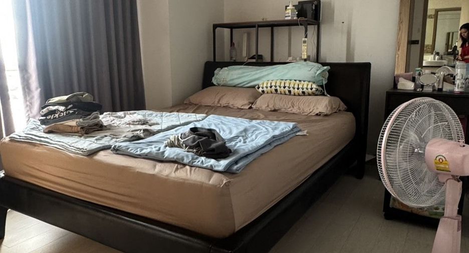 For sale 2 bedrooms condo in Yan Nawa, Bangkok