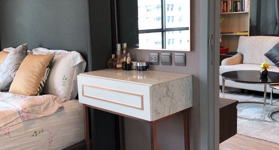 Wohnung zur Miete mit 2 Zimmer in Watthana, Bangkok