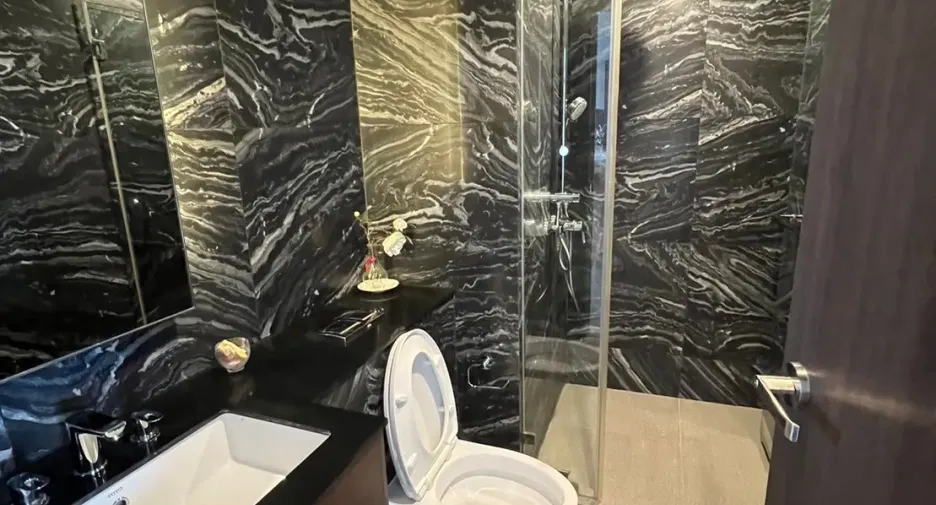 Condo en alquiler de 2 habitaciones en Bang Na, Bangkok