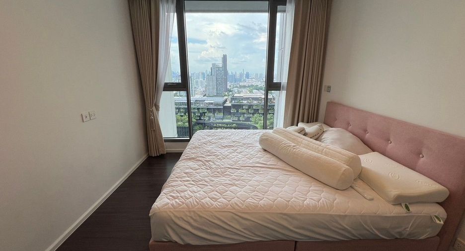 Condo en alquiler de 2 habitaciones en Bang Na, Bangkok