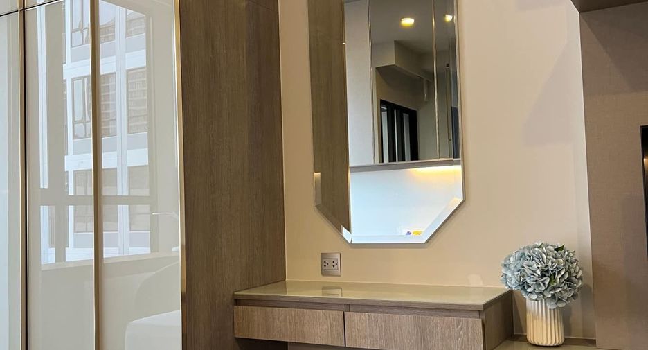 For rent 1 bed condo in Ratchathewi, Bangkok