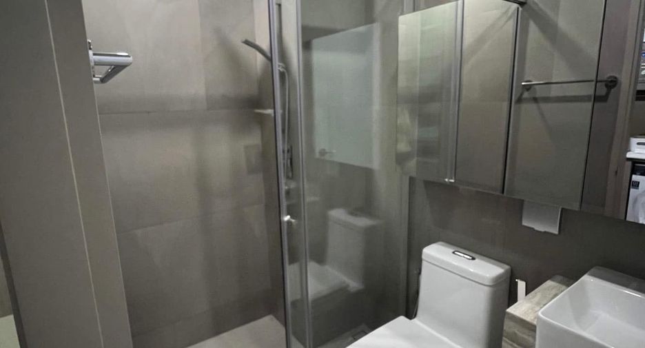 For rent 1 bed condo in Ratchathewi, Bangkok
