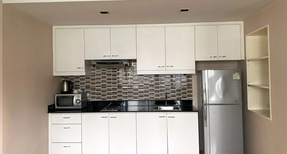 Apartamento en alquiler de 1 habitaciones en Khlong Toei, Bangkok