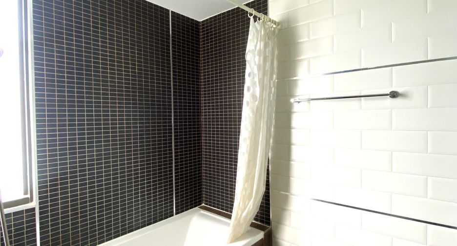 For rent 1 bed apartment in Khlong Toei, Bangkok
