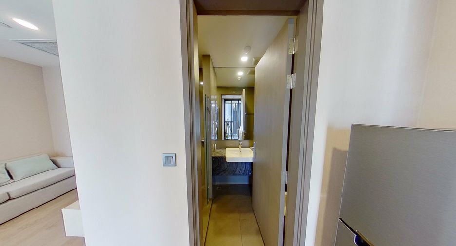 For rent studio condo in Bang Rak, Bangkok