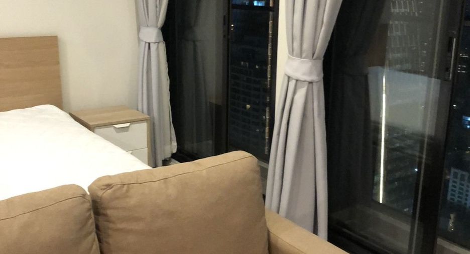 Condo en alquiler de 1 habitaciones en Pathum Wan, Bangkok