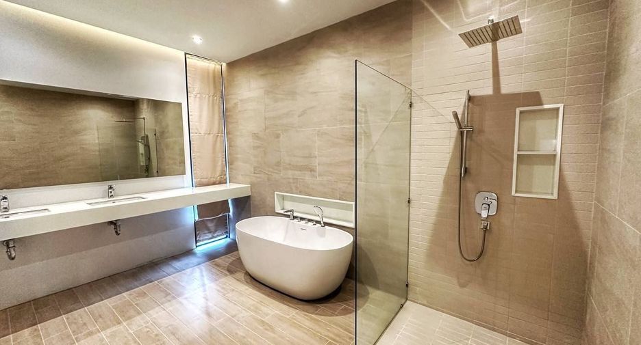 For sale 3 bedrooms villa in Thalang, Phuket