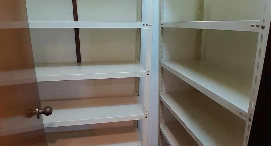 Wohnung zur Miete mit 3 Zimmer in Watthana, Bangkok