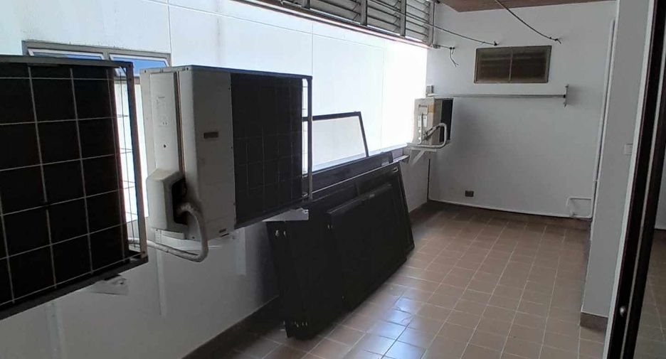 Wohnung zur Miete mit 3 Zimmer in Watthana, Bangkok