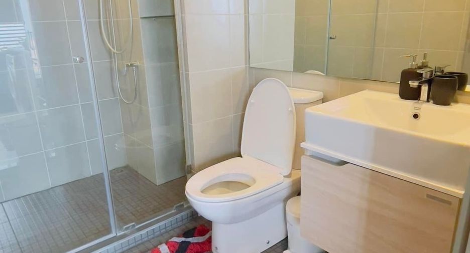For rent 2 bedrooms condo in Bang Na, Bangkok
