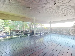 Casa en venta de 5 habitaciones en Phra Khanong, Bangkok