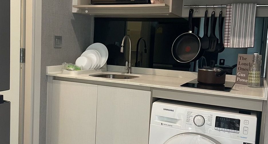 For rent 1 bed condo in Sathon, Bangkok