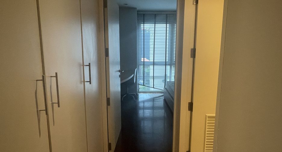 For sale and for rent 2 bedrooms condo in Watthana, Bangkok