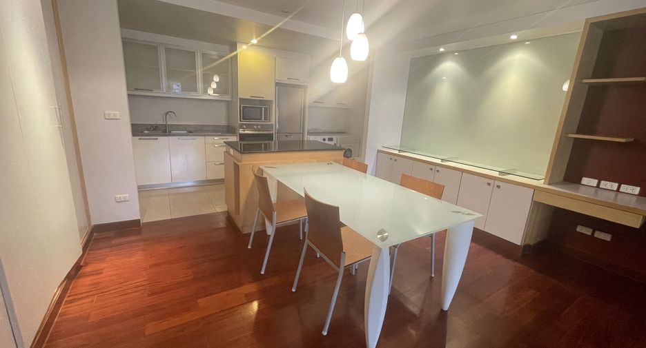 For sale and for rent 2 bedrooms condo in Watthana, Bangkok
