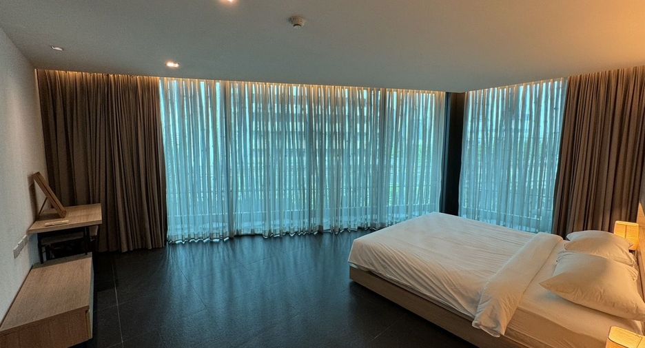 For rent 2 bedrooms apartment in Khlong Toei, Bangkok