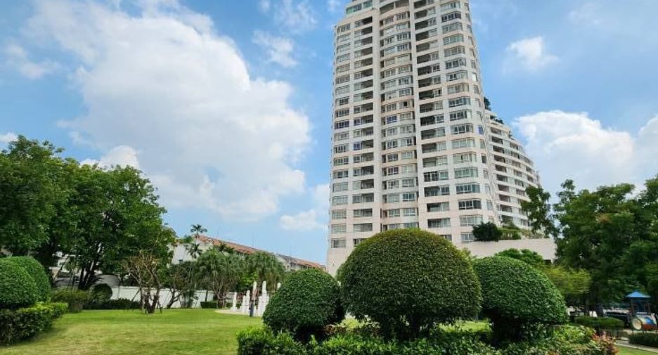 For rent 2 bedrooms condo in Bang Kho Laem, Bangkok