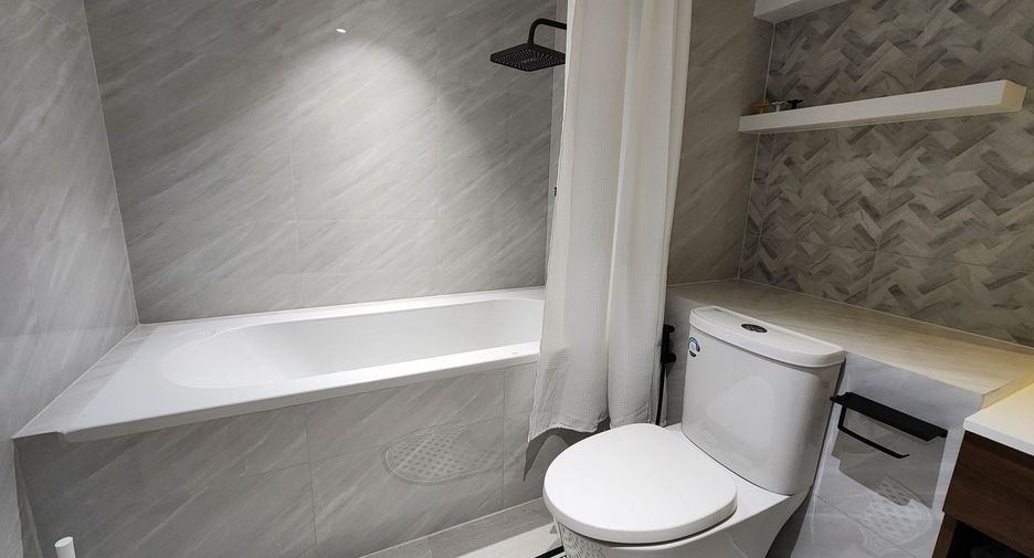 For rent 2 bedrooms condo in Bang Kho Laem, Bangkok