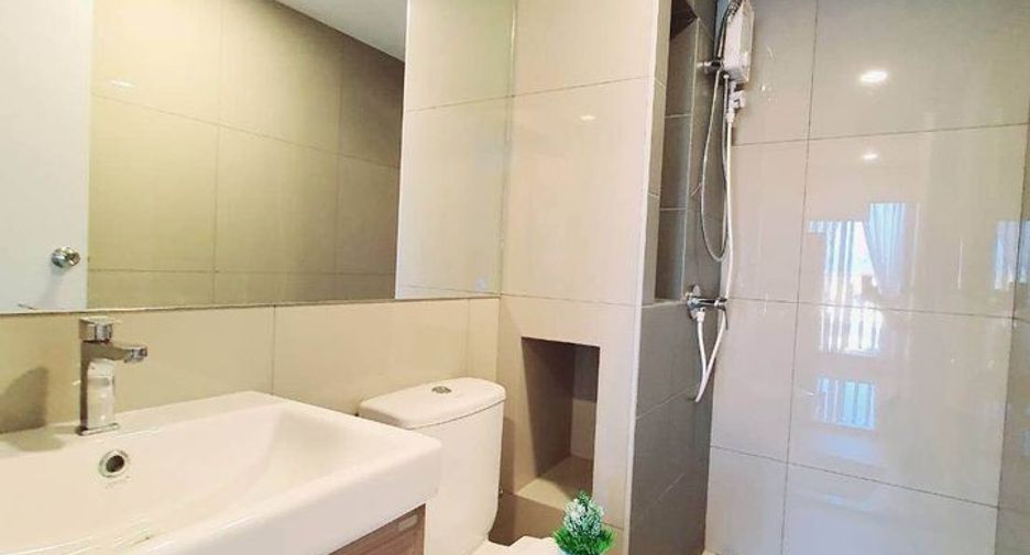For rent 1 bed condo in Phra Khanong, Bangkok